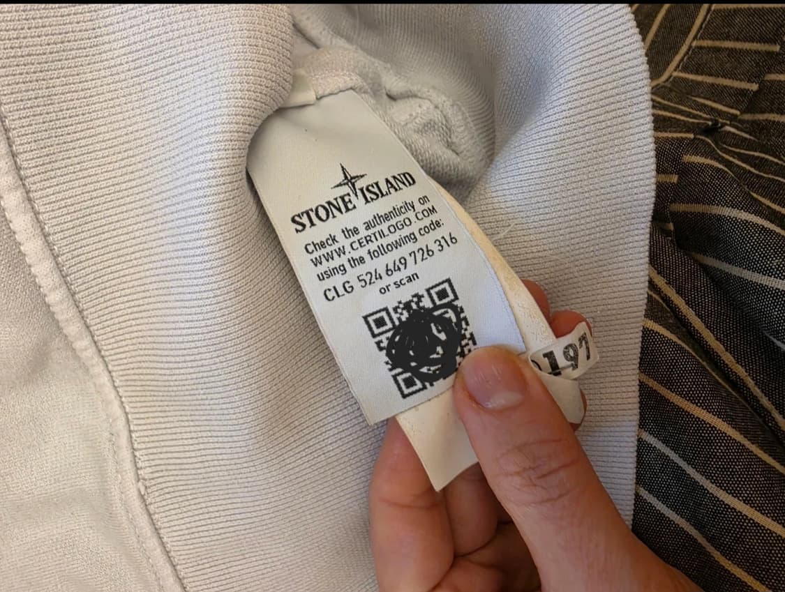스톤아일랜드 베이지 맨투맨 상품이미지3