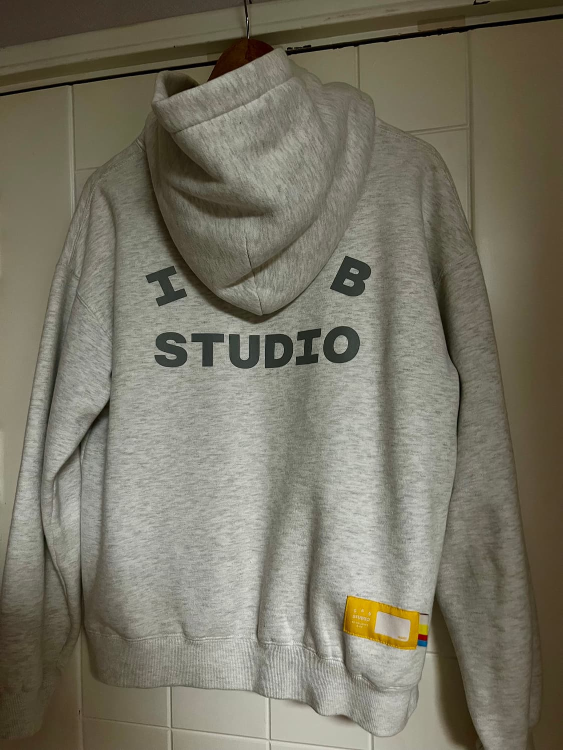 아이앱스튜디오 라이트그레이 후드티 m 상품이미지1