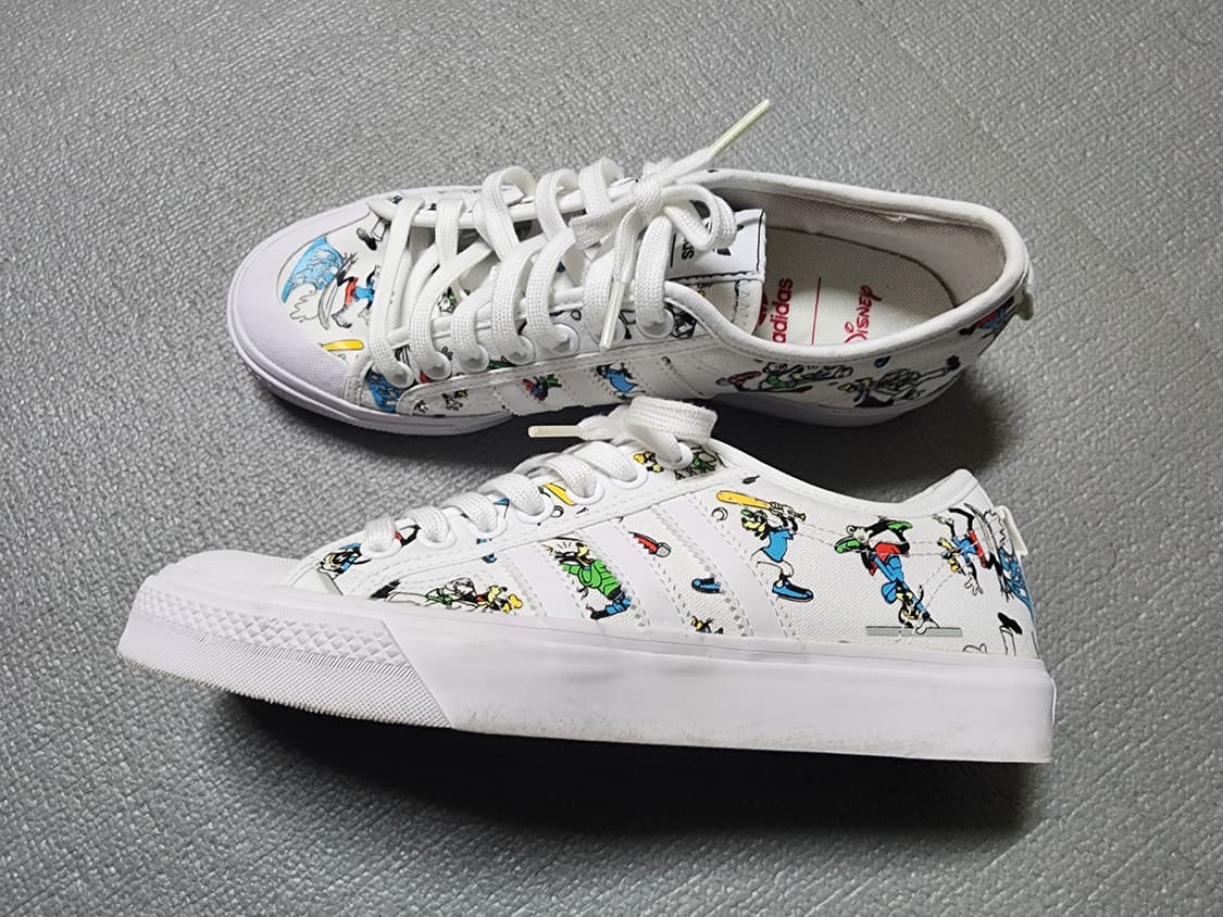 아디다스 니짜 디즈니 콜라보 스니커즈 화이트 상품이미지1