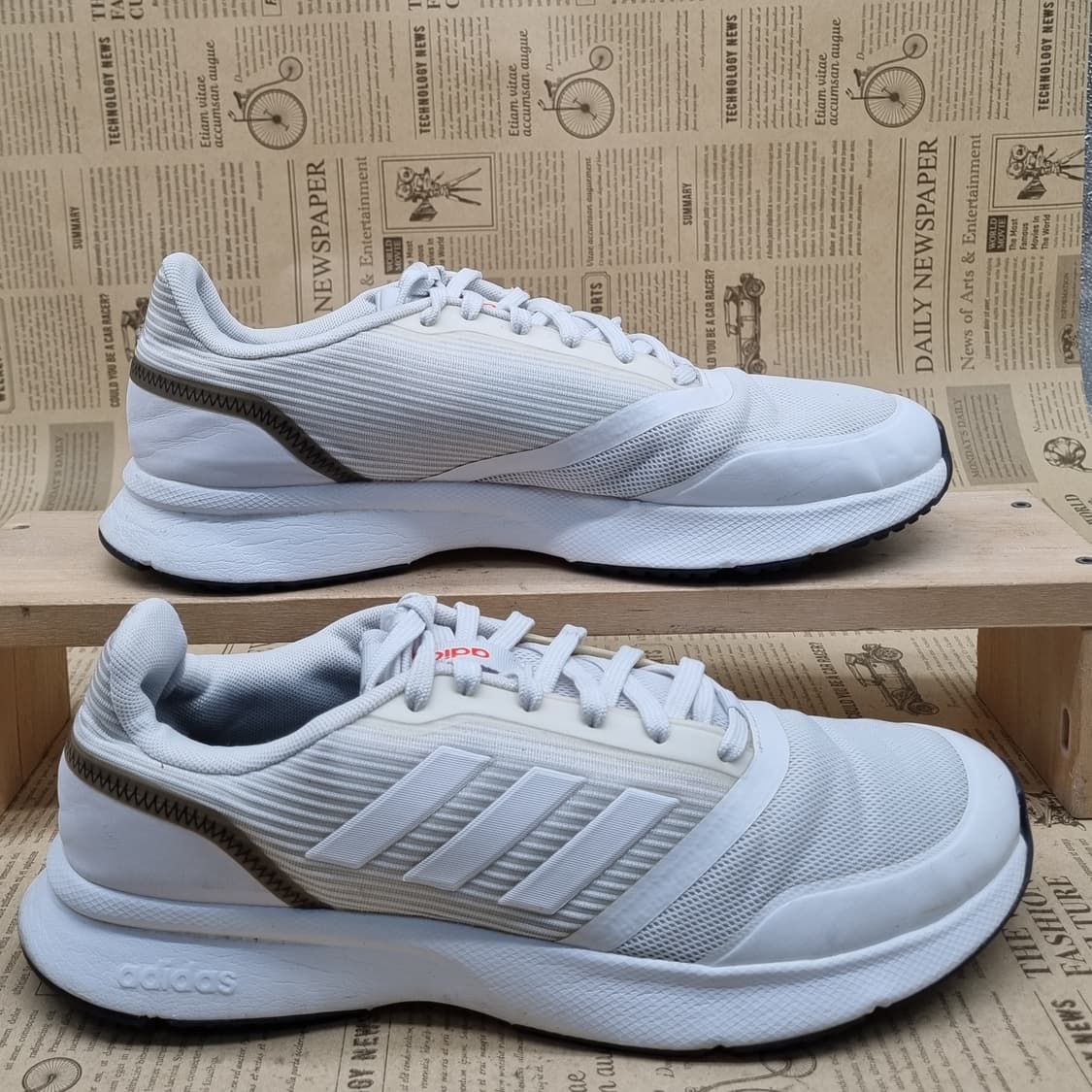아디다스 노바플로우 남성운동화275 상품이미지1