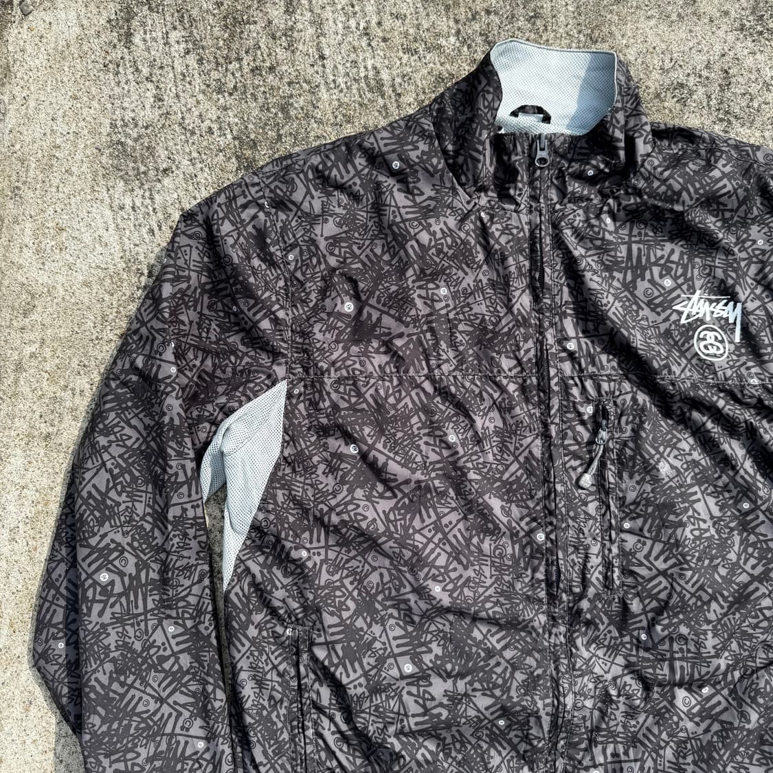 [M-L] Stussy 어센틱 로고 풀 프린팅 바람막이 자켓 상품이미지4