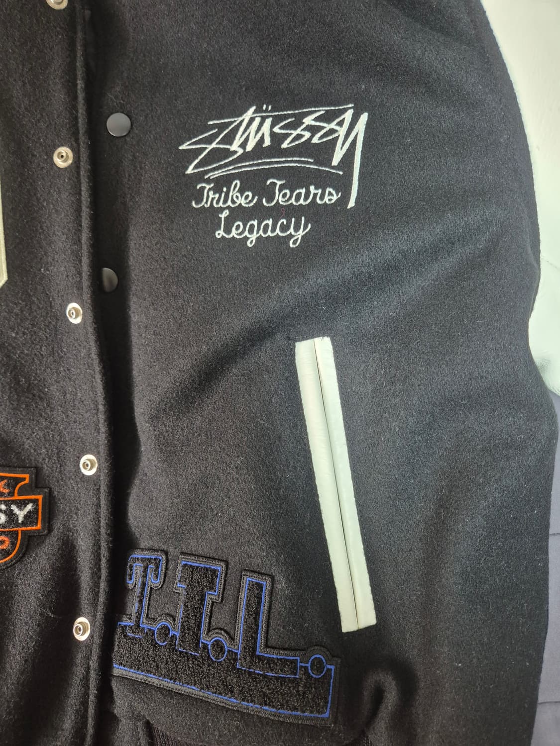 스투시 x 아워레가시 x 데님 티어스 TTL 바시티 자켓 블랙 S 상품이미지4