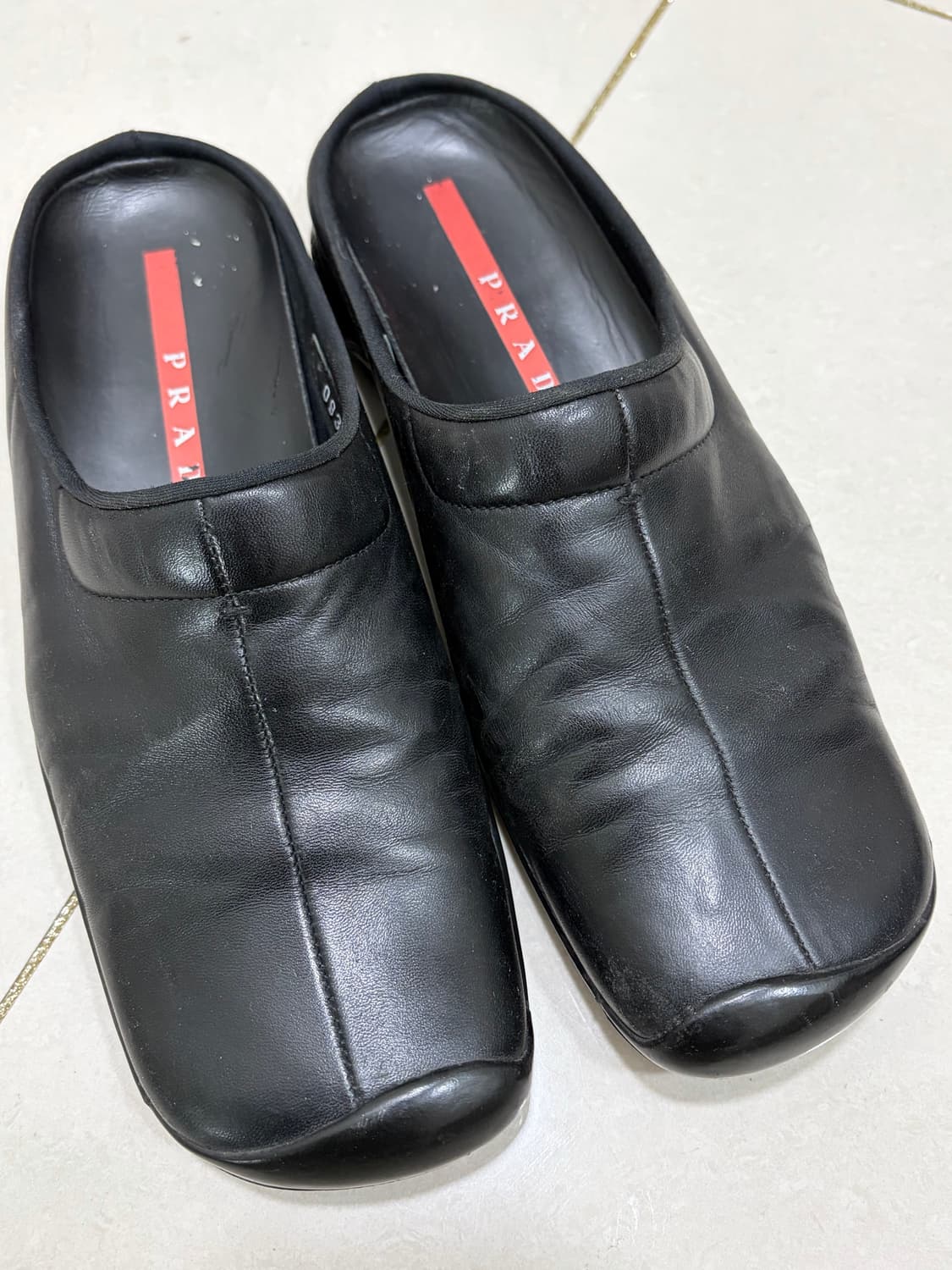 프라다 빈티지 레더 슬립온 로퍼 상품이미지3