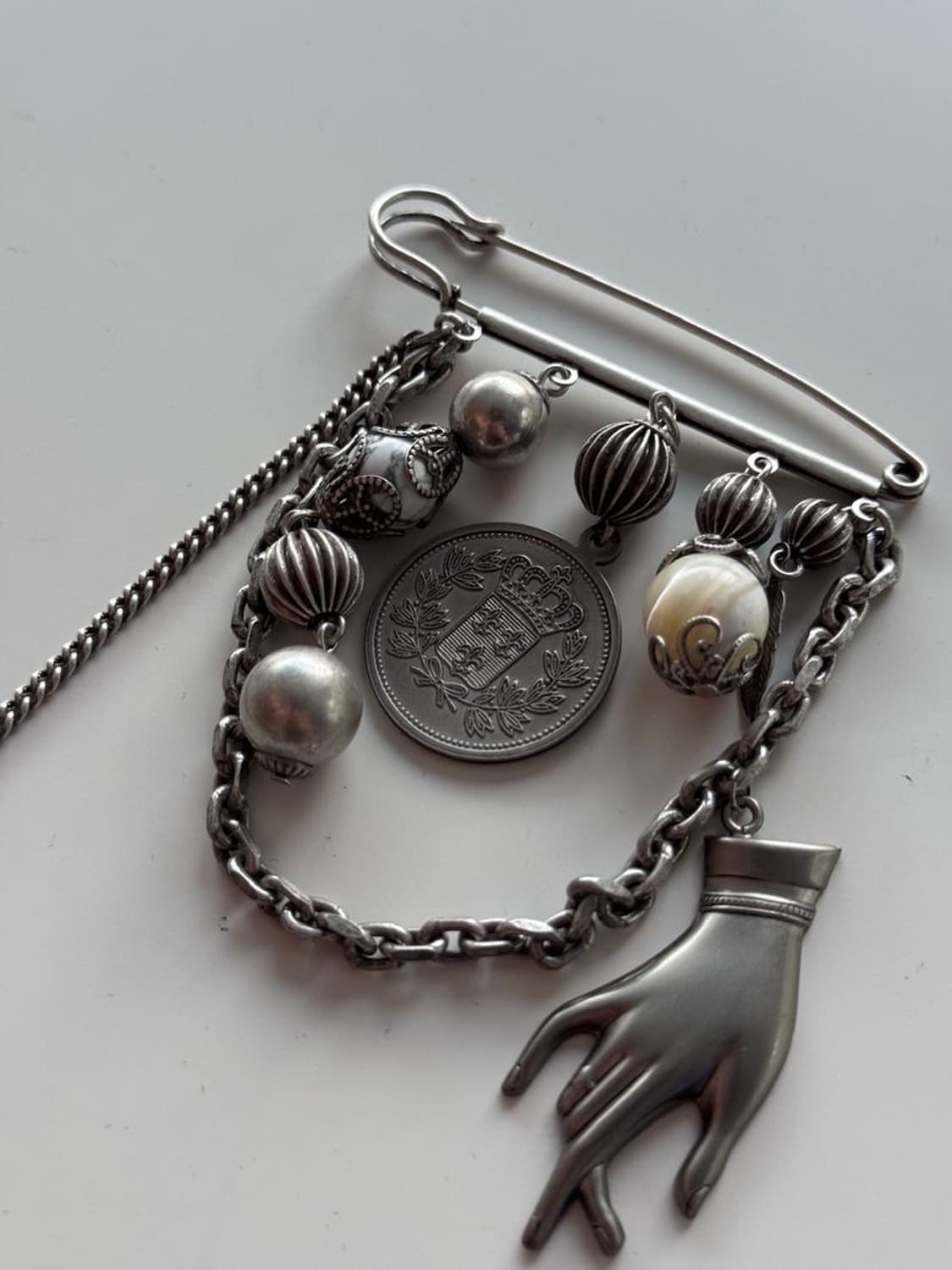 MULTI-MOTIF BROOCH  멀티 모티프 브로치 상품이미지6