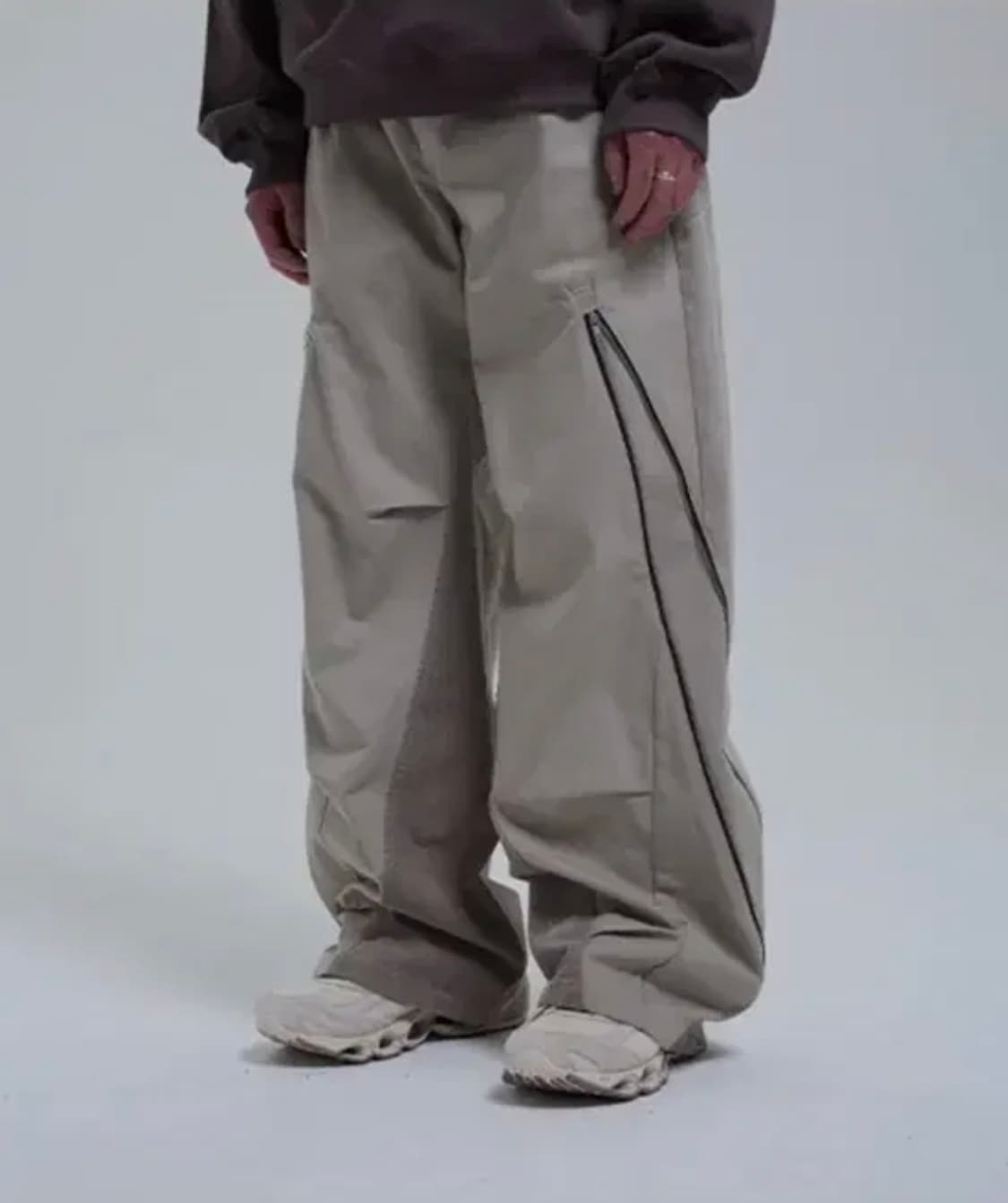 급처)) 새상품) 더콜디스트모먼트 지퍼 팬츠 TCM 바지 상품이미지1