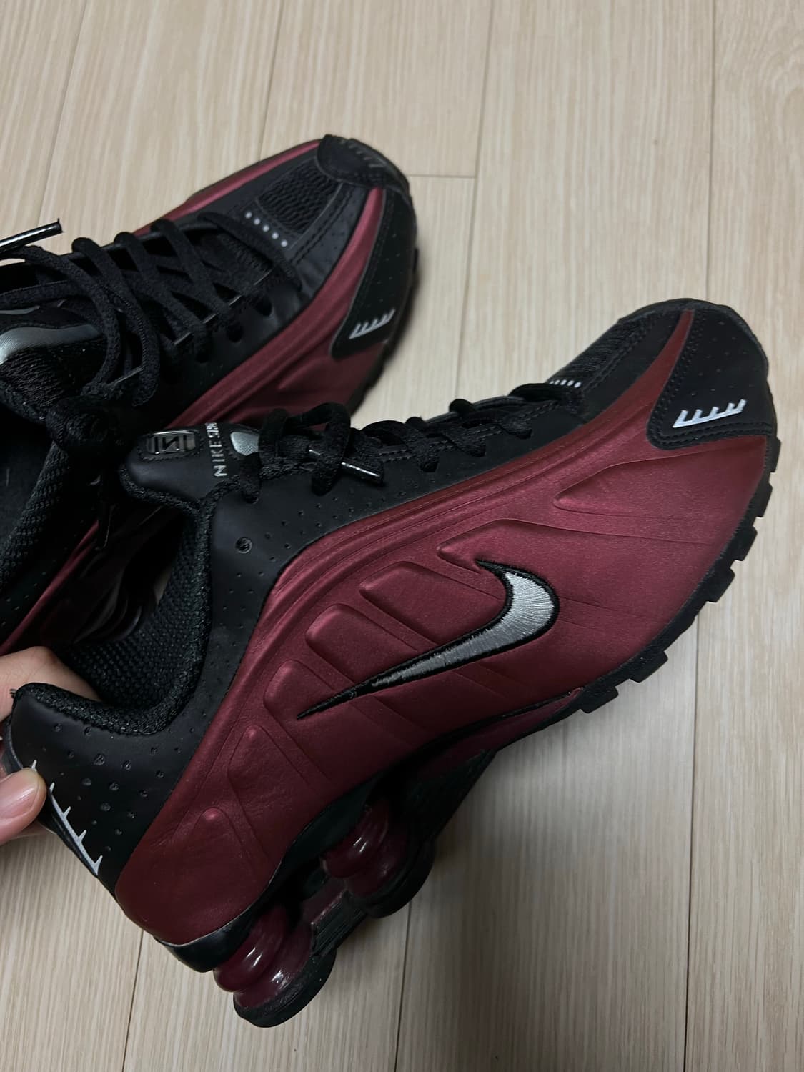 나이키 샥스 R4 240 상품이미지5