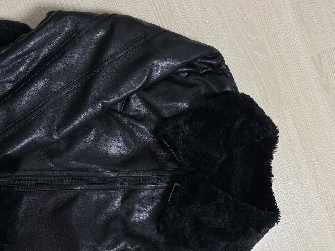 BOHEMIAN SEOUL BOHEMSEO 보헴서 무스탕 블랙 상품이미지8