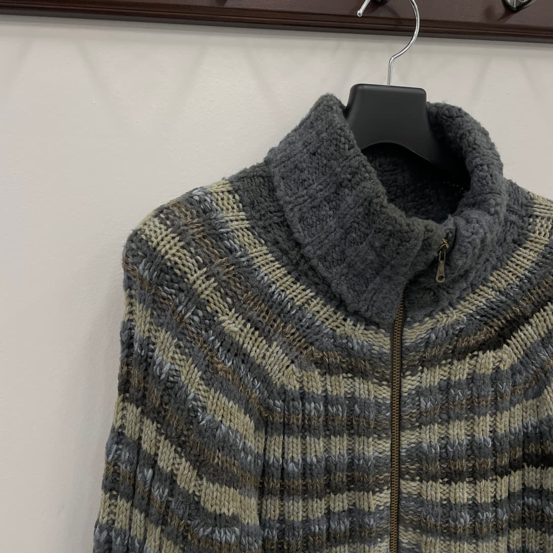 돌체앤가바나 스트라이프 롱 니트 풀집업 상품이미지3