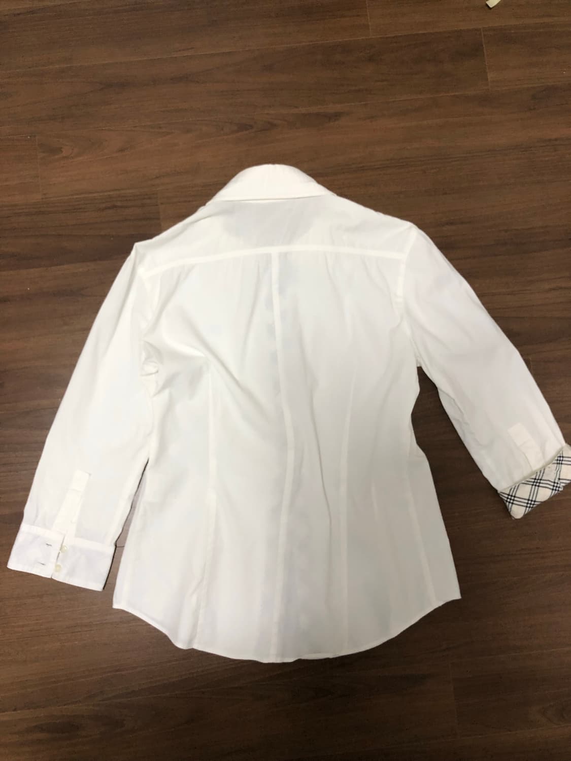 버버리 블루라벨 화이트 7부 셔츠 상품이미지3