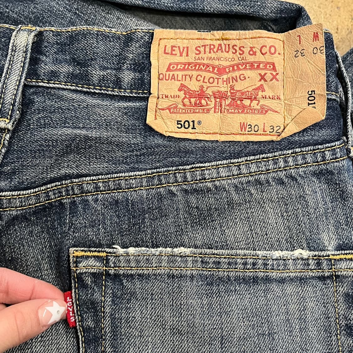 [정품] 리바이스 워싱 데님 청바지 b8 상품이미지4