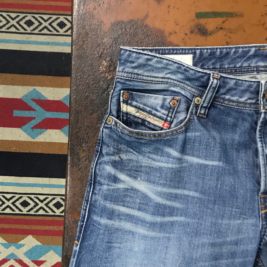 디젤 연중청 워시드 플레어핏 데님 팬츠 허리 31 32  상품이미지7