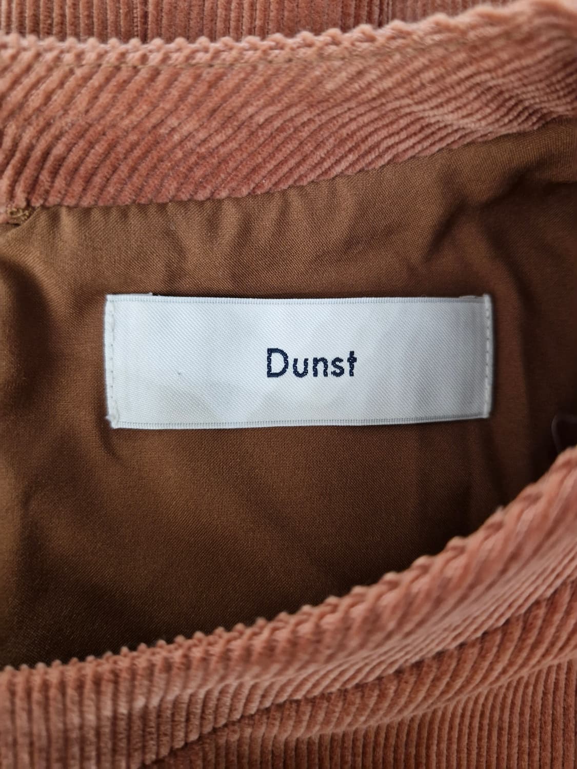 던스트 코듀로이 퍼프슬리브 플레어 드레스 오렌지브라운(M) 상품이미지7