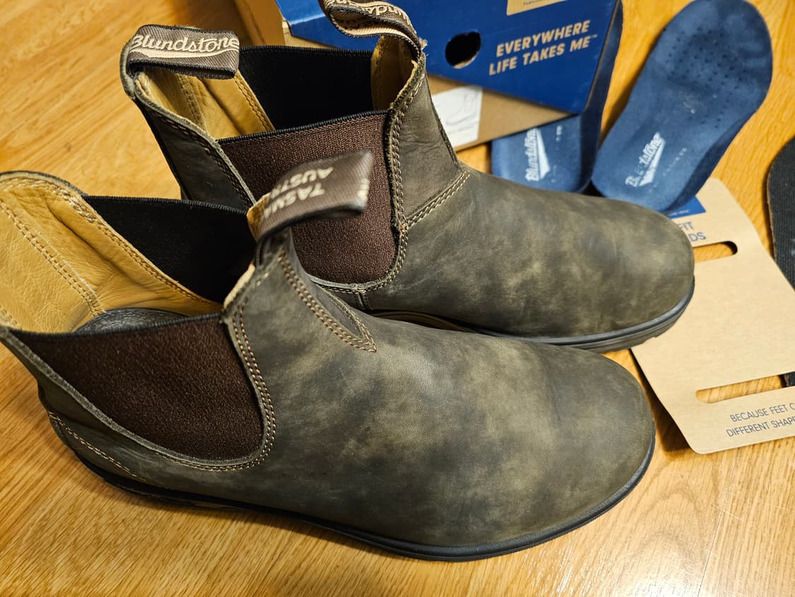 블런드스톤 585 (Rustic Brown) 판매합니다 상품이미지2