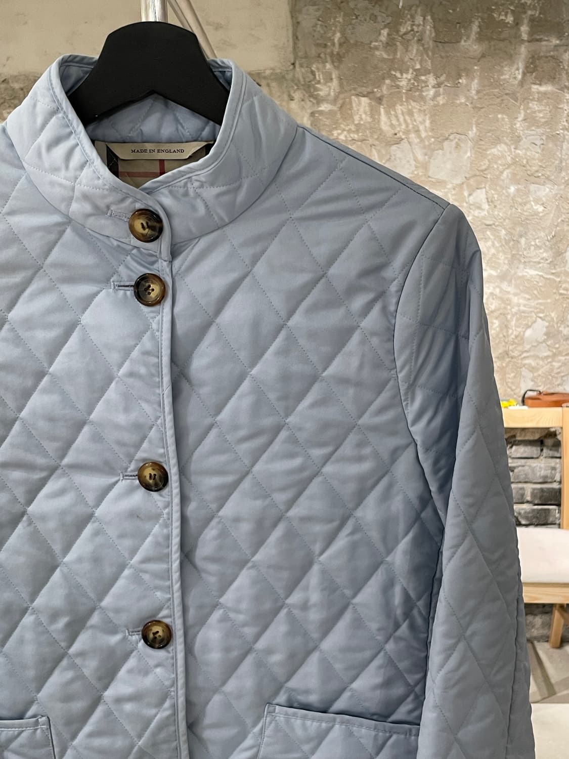 버버리 스카이 블루 버튼 퀼팅 자켓 상품이미지3