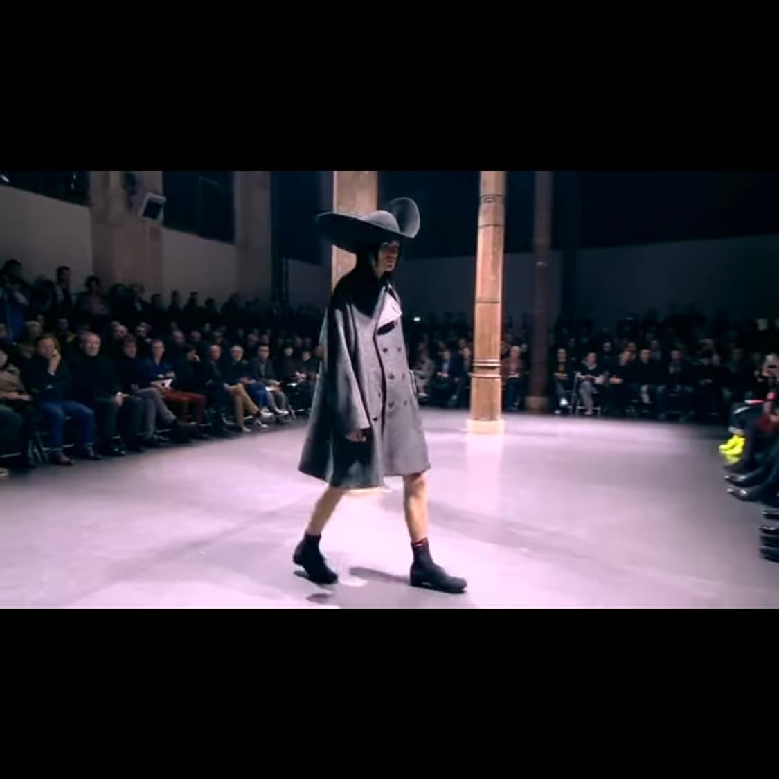 Comme des Garcons Homme Plus 빅 실루엣 코트 상품이미지8