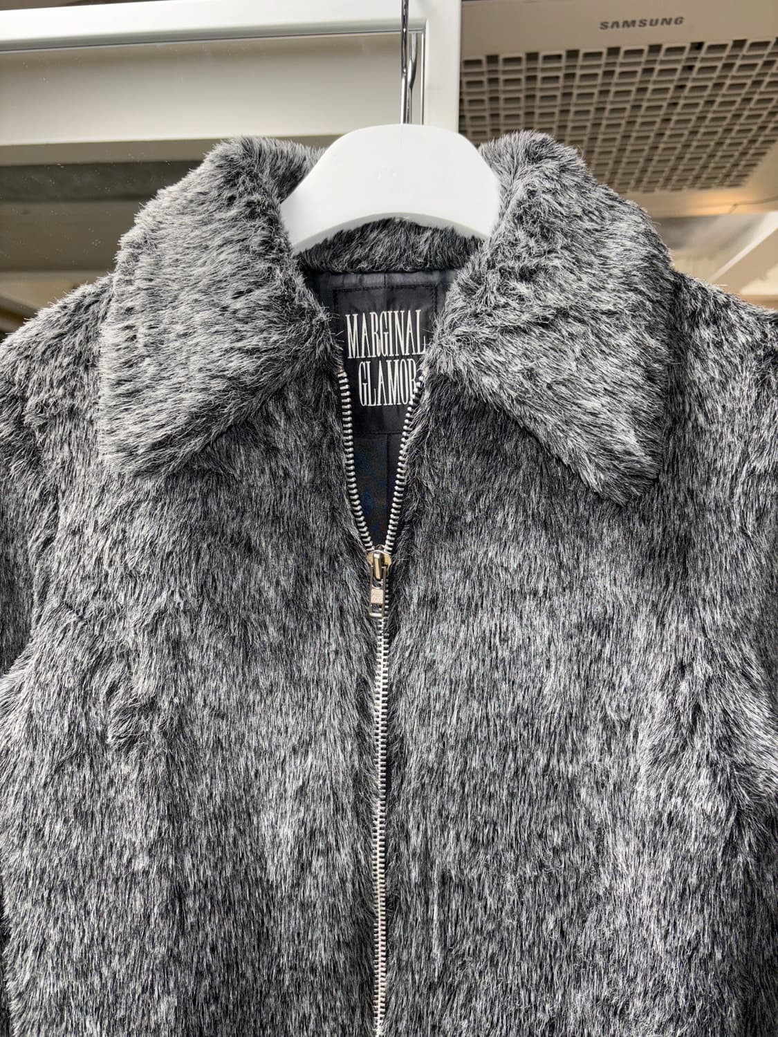 Marginal gramor 페이크 퍼 자켓 상품이미지2