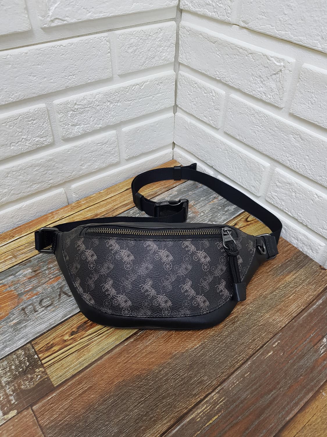 [정품] COACH 코치 호스 앤 캐리지 힙색 블랙 상품이미지1