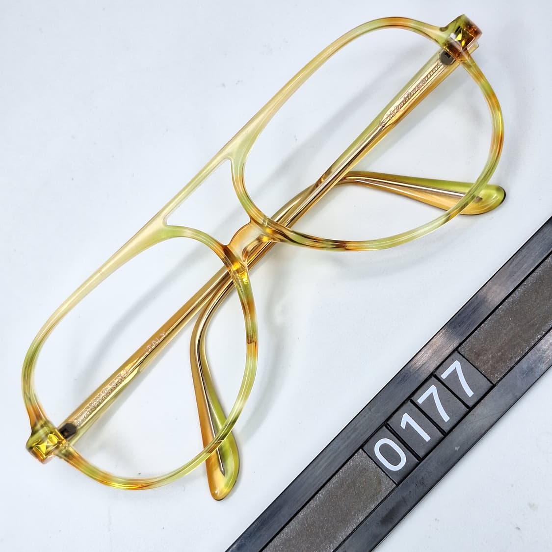 80s 이탈리아제 빈티지 데드스톡/HOYA 0152 안경테 52mm 상품이미지1