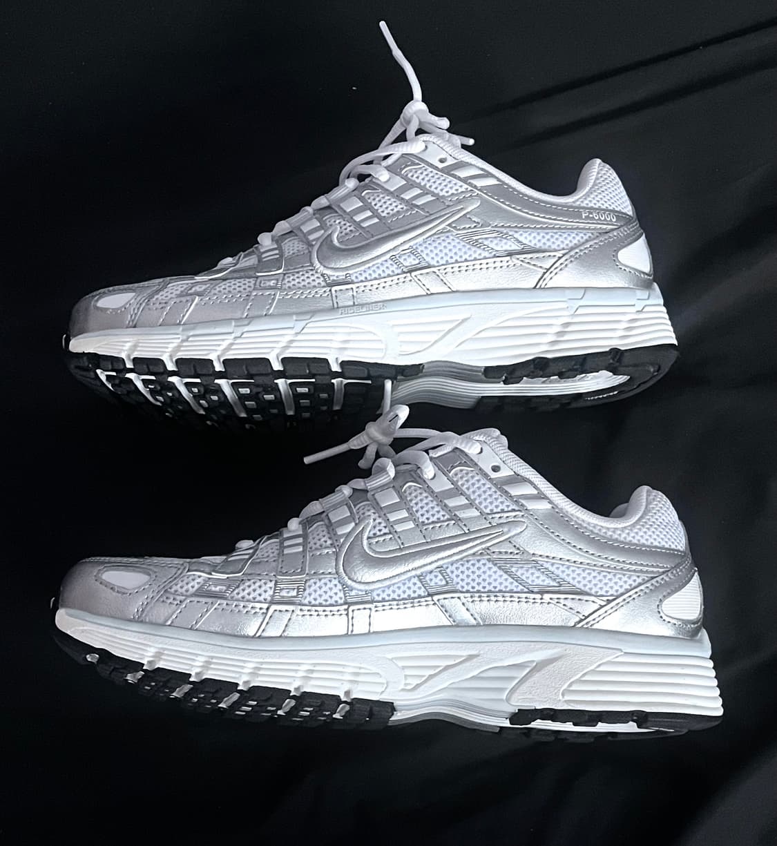 나이키 P-6000 메탈릭 실버(BV1021-106) 운동화 상품이미지4
