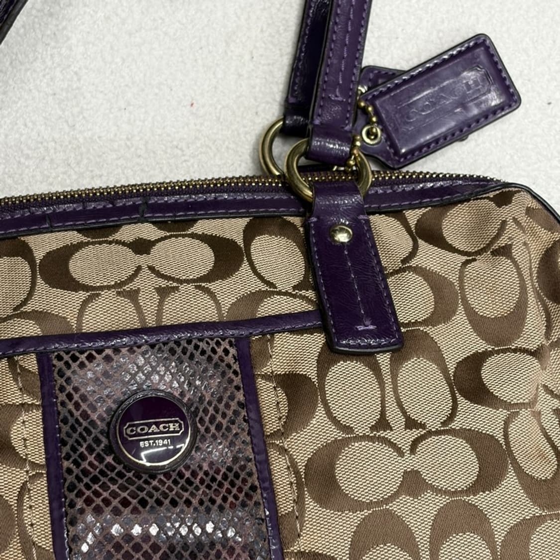 COACH 어센틱 클래식 시그니처 토트백 상품이미지2