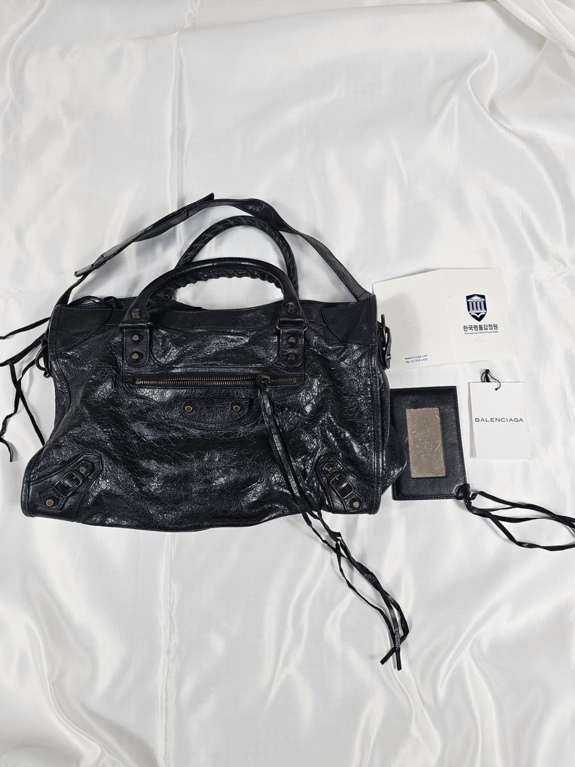 발렌시아가시티모터백미디움 상품이미지1