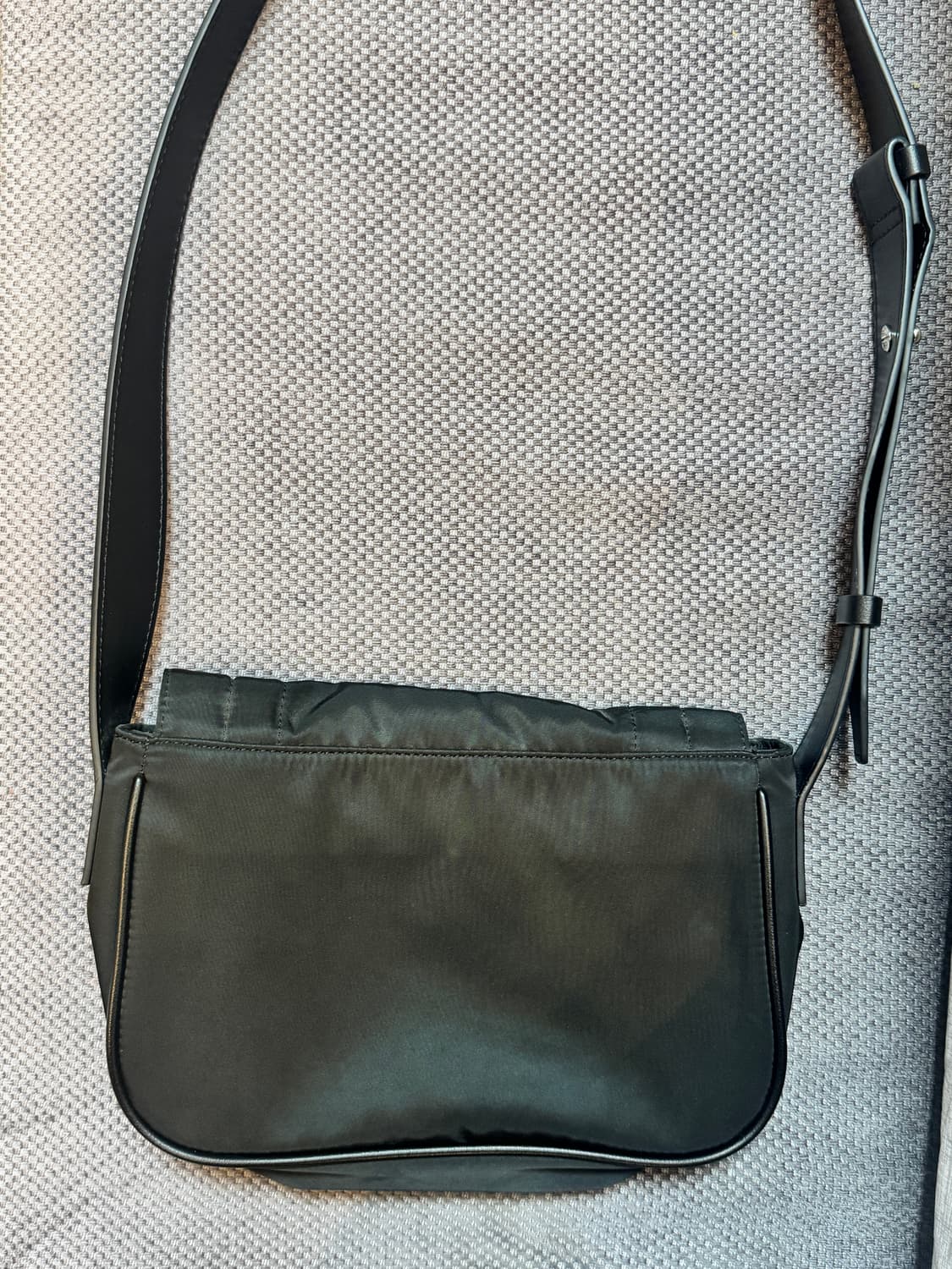 마뗑킴 미니 버클백 블랙 상품이미지3