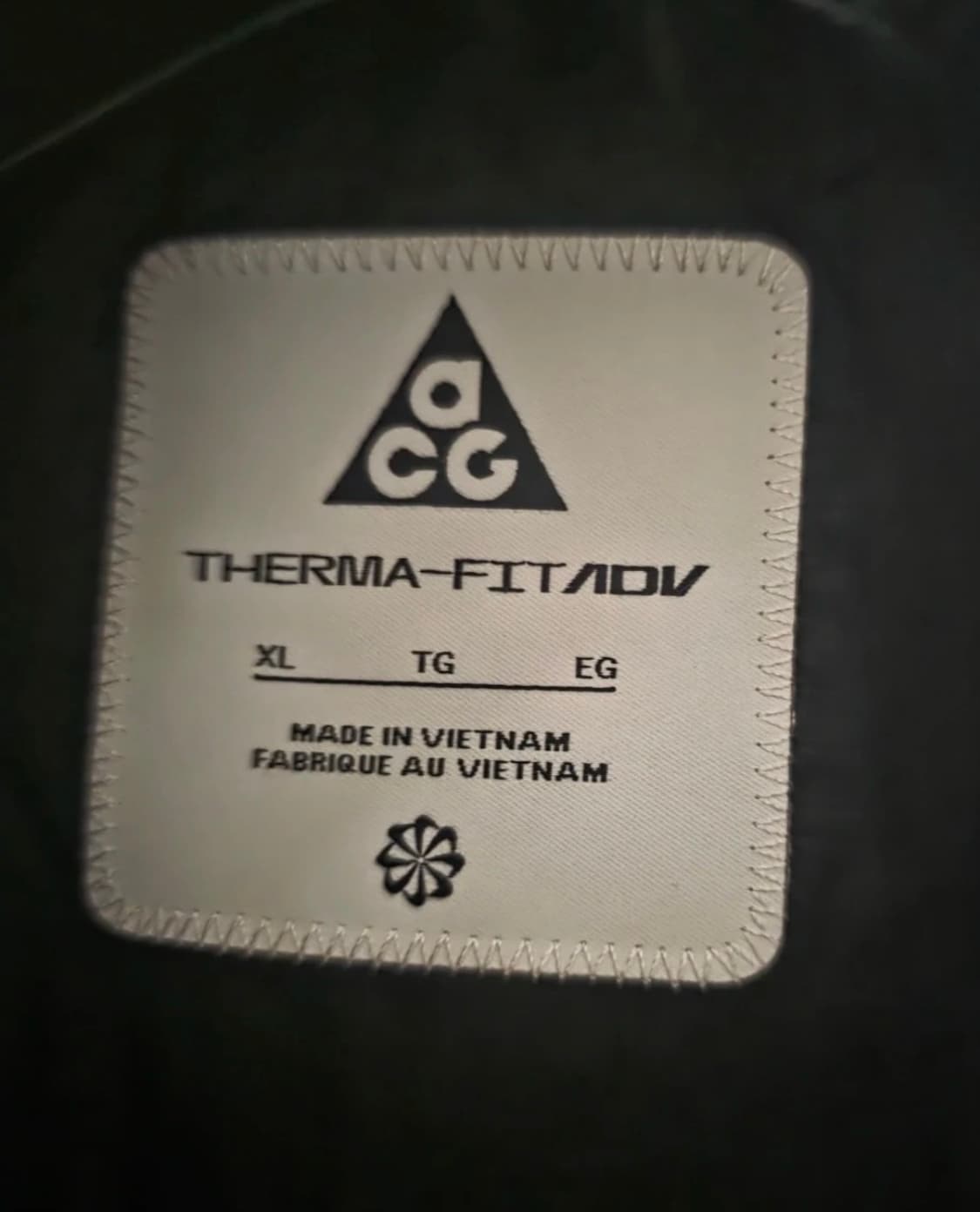 나이키 ACG 써마핏 자켓 블랙 서밋 화이트 상품이미지4