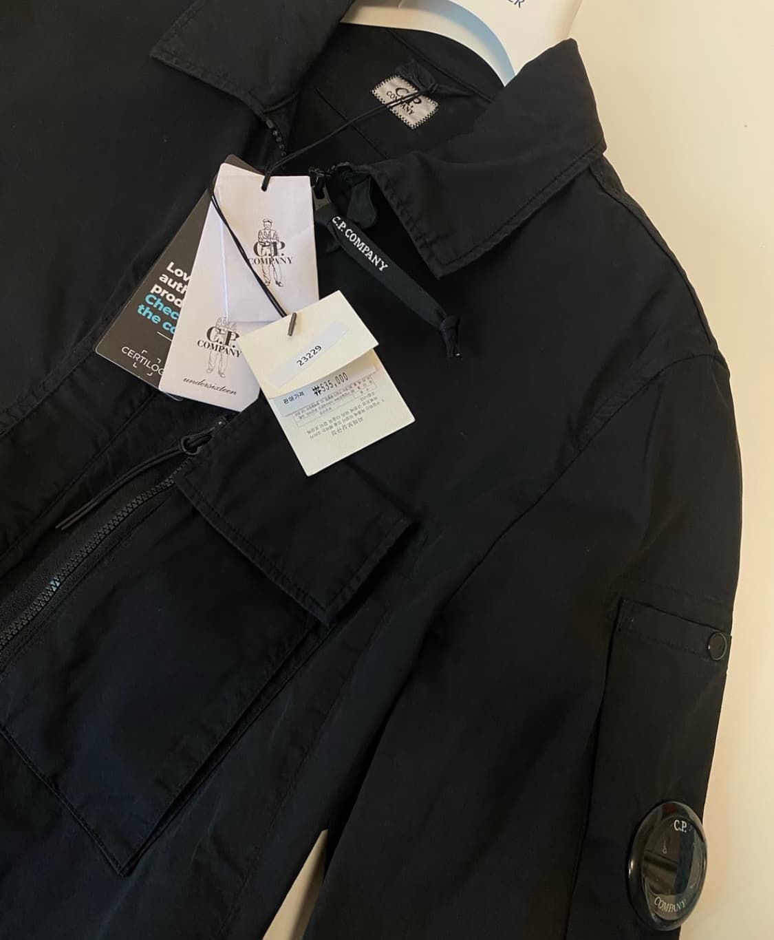 CP컴퍼니 폴드 포켓 렌즈 오버셔츠 자켓(블랙) 상품이미지2