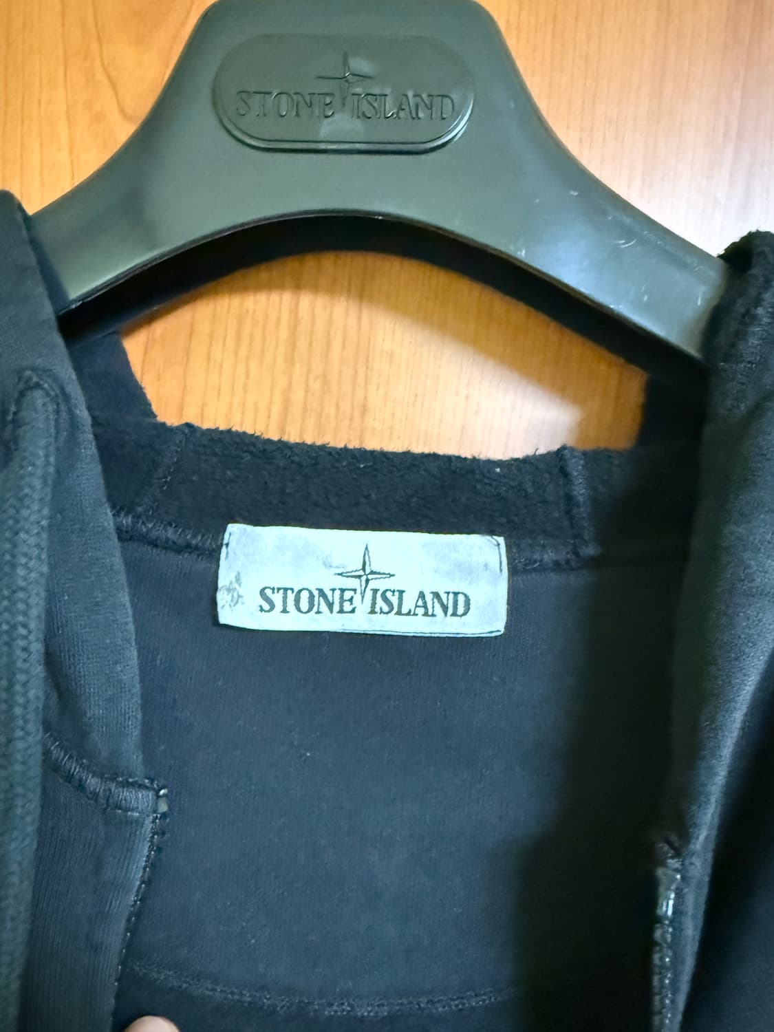 [XXL] 20fw 스톤아일랜드 후드집업 상품이미지4