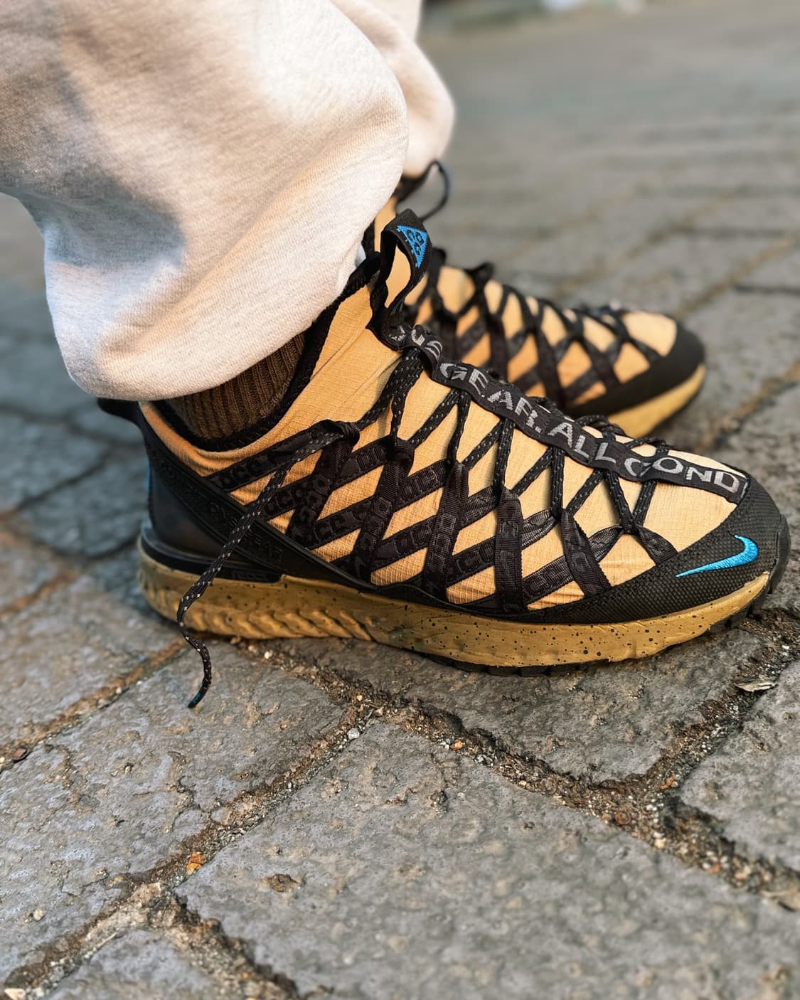 나이키 ACG 리액트 테라 고베 파라슈트 베이지 US7.5 상품이미지9