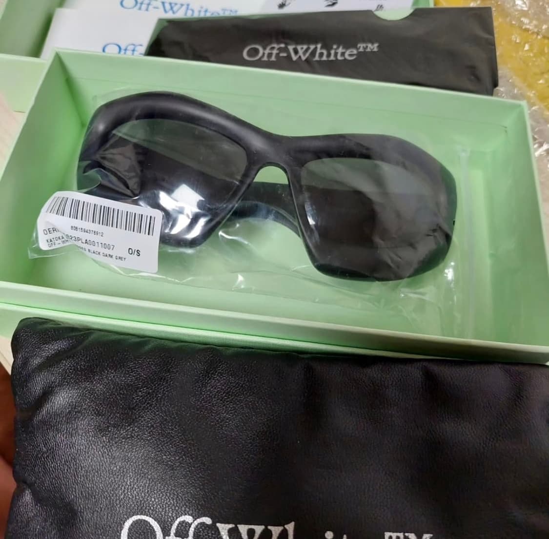 오프화이트 카토카 스퀘어 프레임 선글라스 상품이미지1
