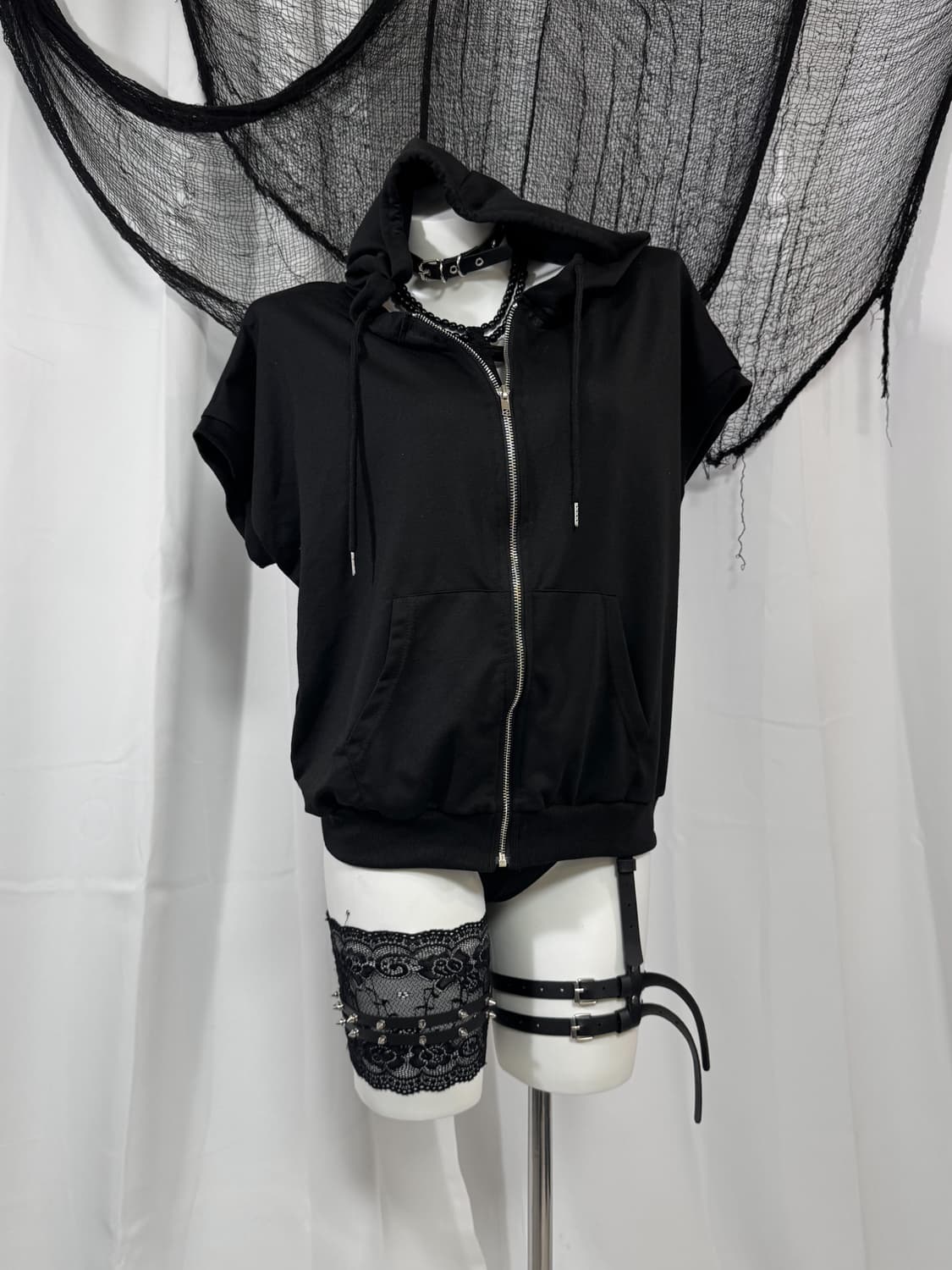 black hood zip up 상품이미지1