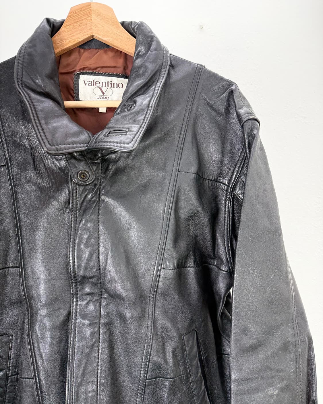 발렌티노 우모 쉽스킨 네크비조 엠보싱 레더 자켓 상품이미지4