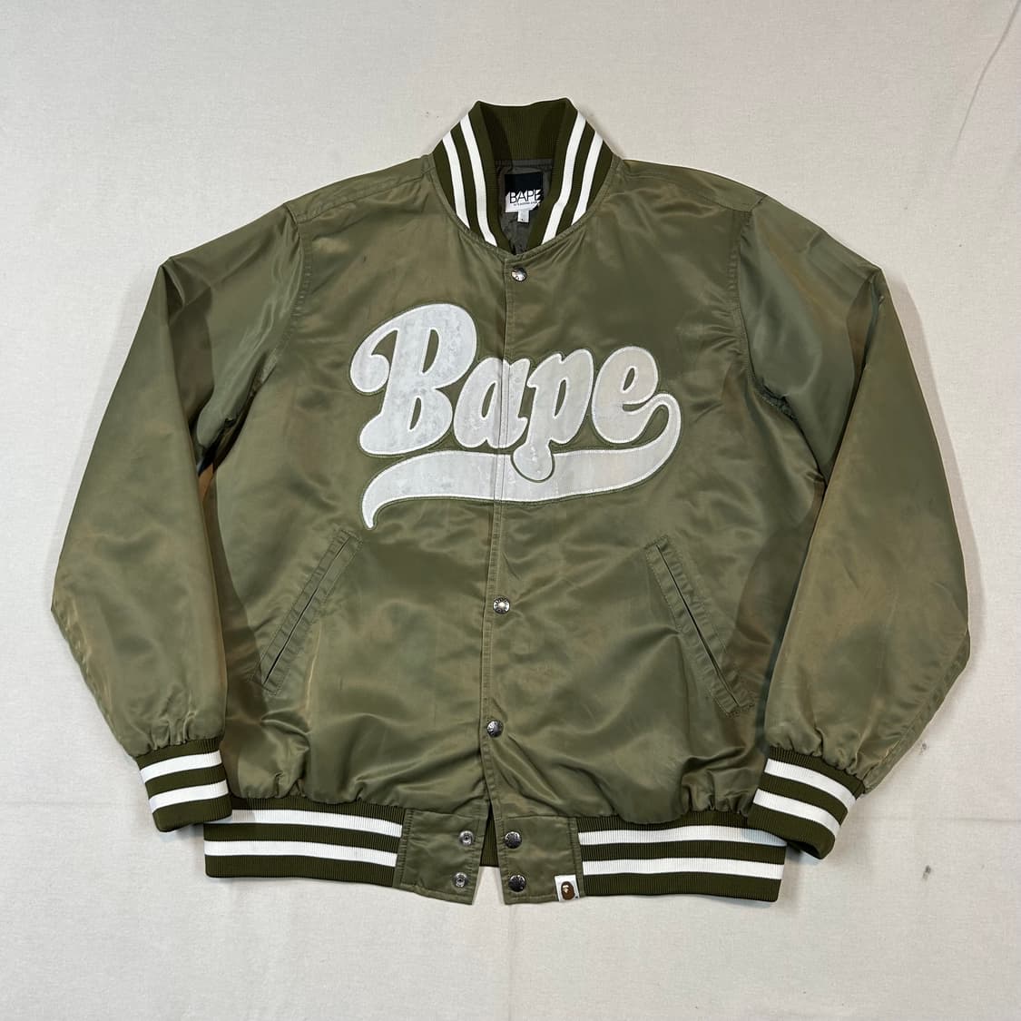 L) Bape 베이프 OG 로고 스타디움 새틴 자켓 상품이미지1
