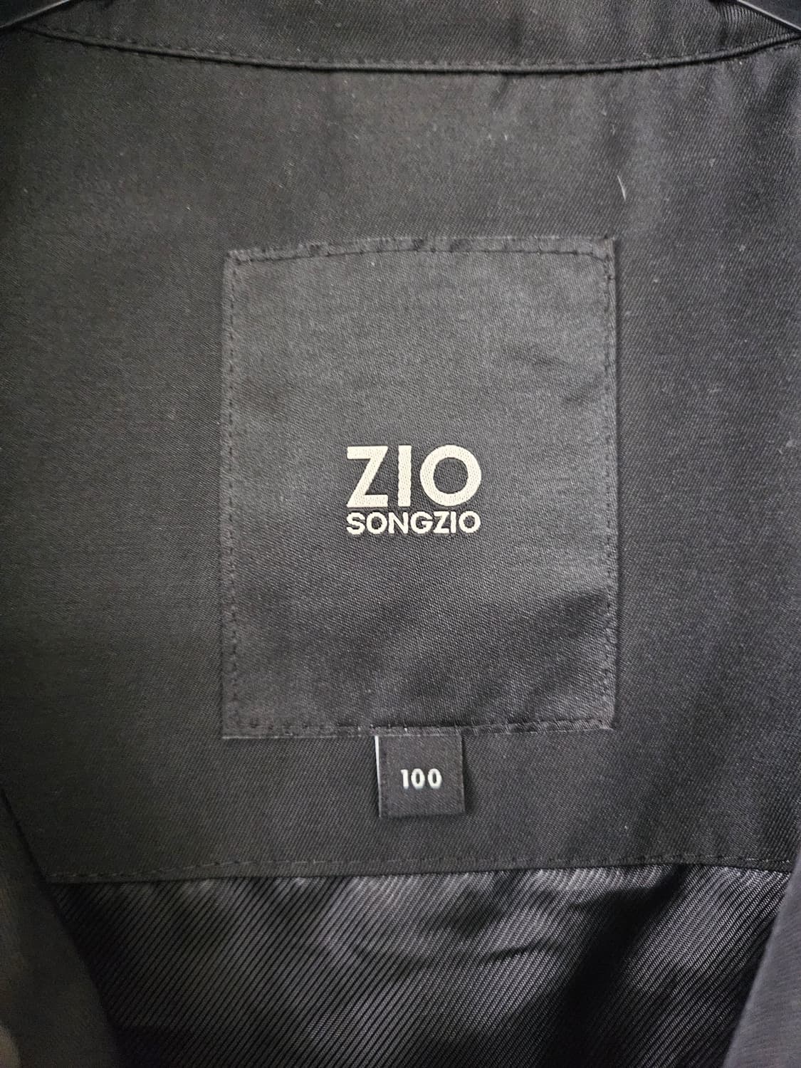 지오송지오 21 S/S 블랙 하이넥 사파리 야상 점퍼 상품이미지3