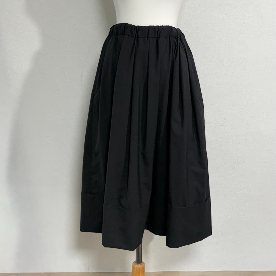 17aw 느와케이니노미야 꼼데가르송 턱 플리츠 스커트 xs 상품이미지2