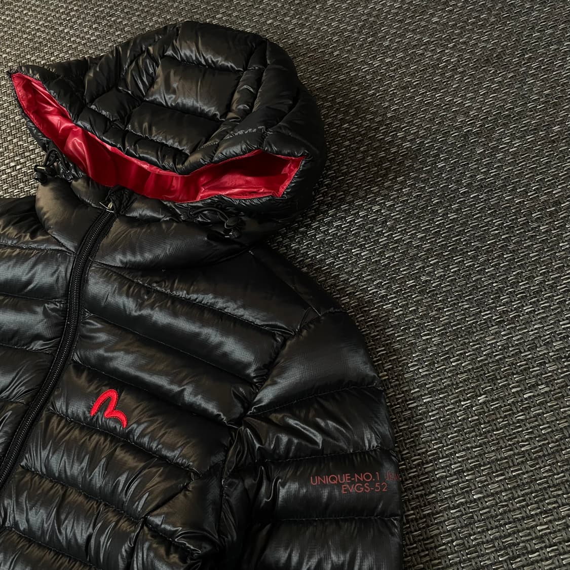 에비수 레드로고 블랙 구스다운 후드 경량 패딩 S 상품이미지5