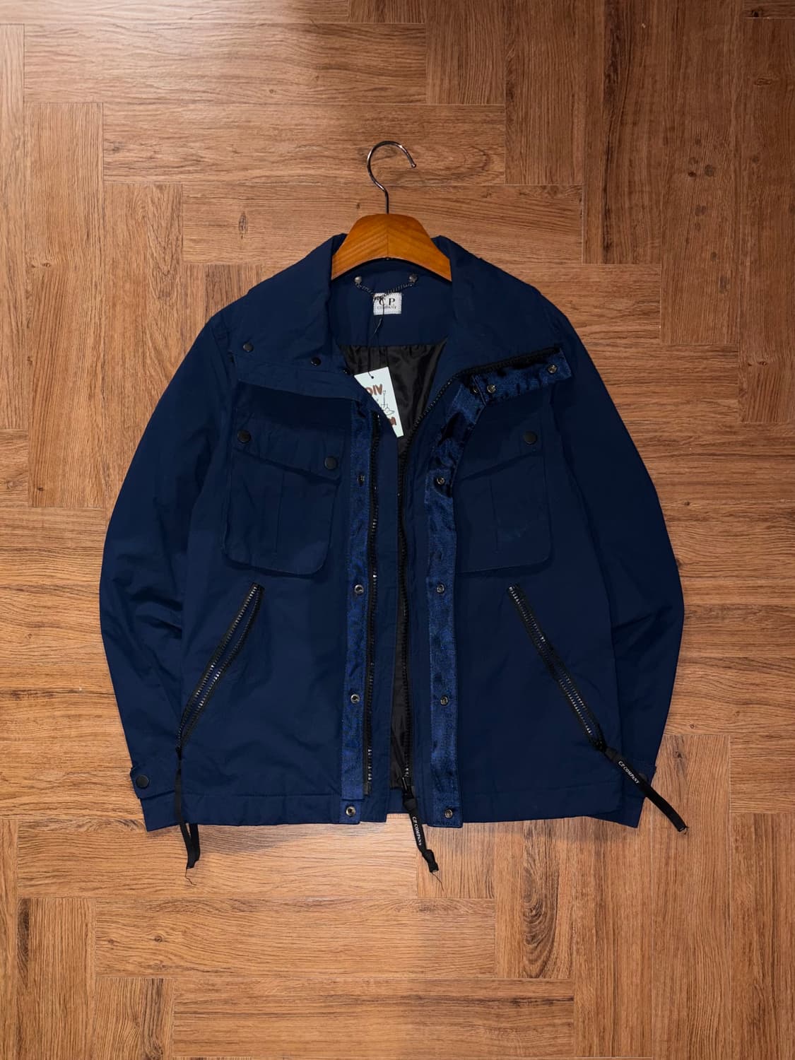 C.P. 컴퍼니 테크 바람막이 상품이미지3