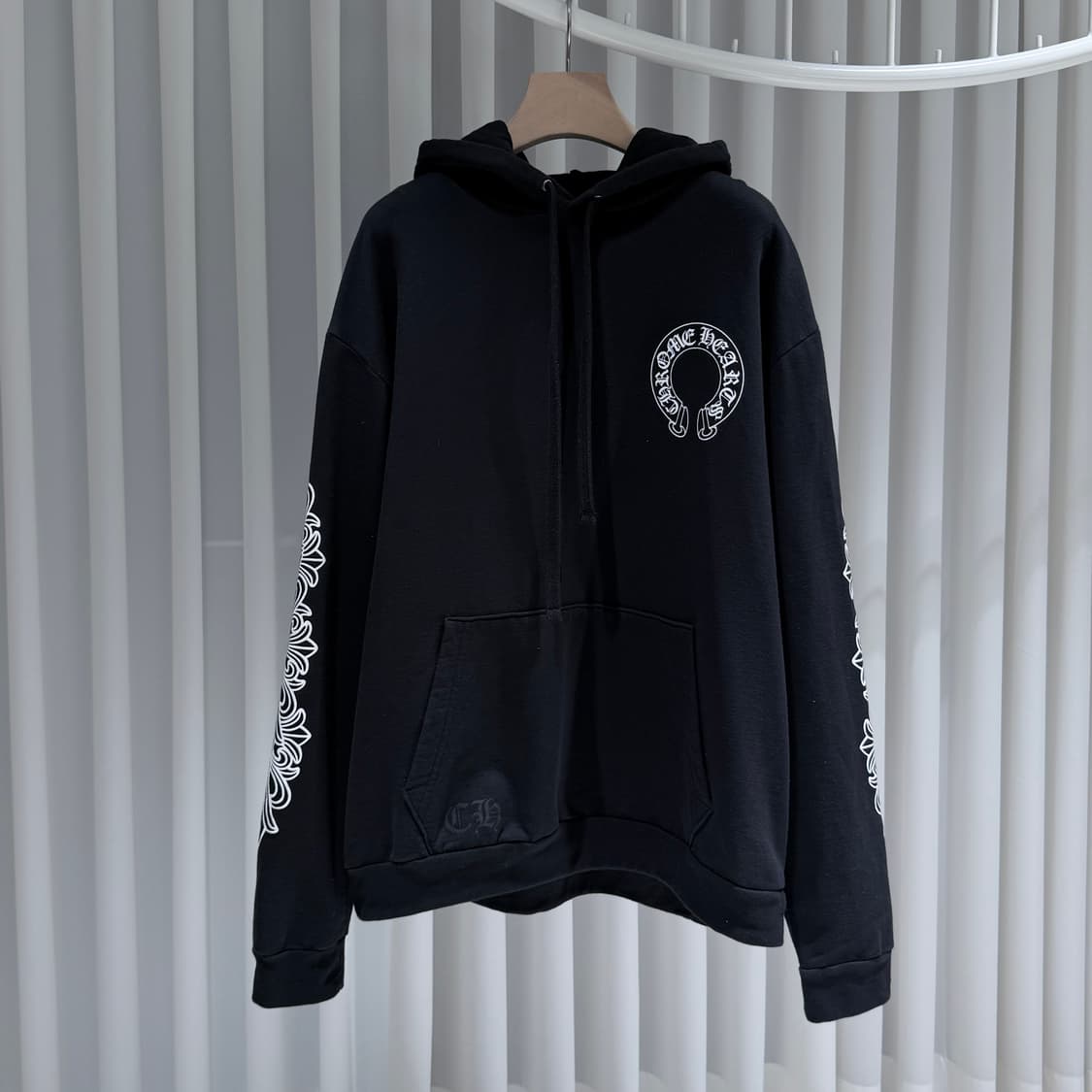 (A / XL) / 크롬하츠 홀스슈 플로랄 블랙 후드티셔츠 상품이미지1