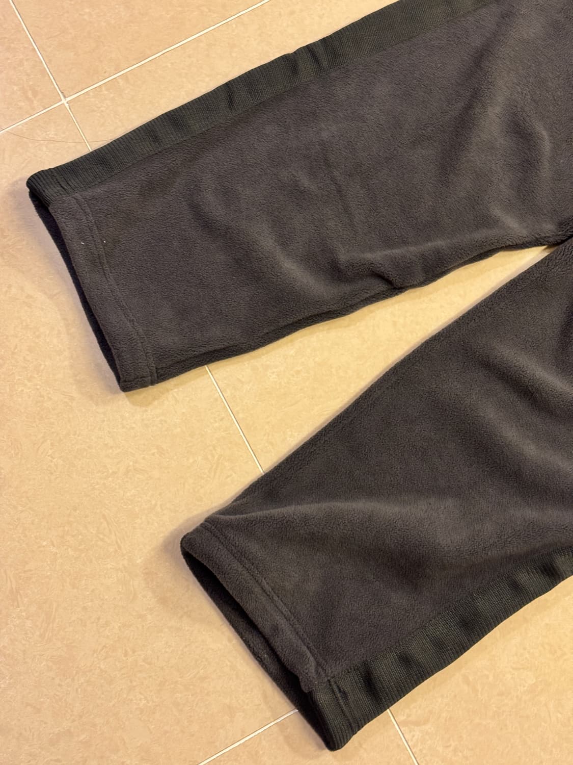 (M) 유니클로 x 니들스 플리스 그레이 팬츠 상품이미지4