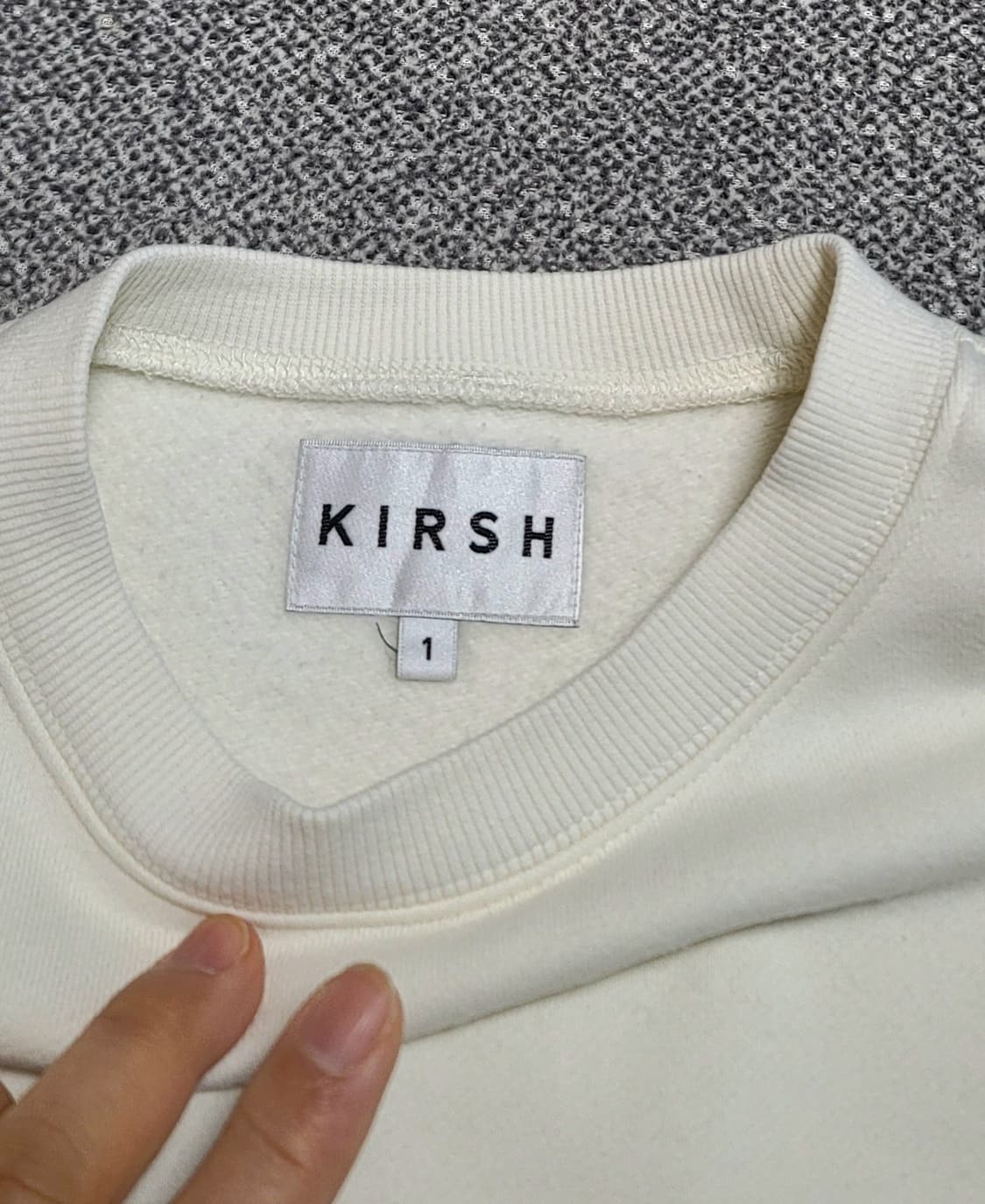 키르시 빅 체리 맨투맨 아이보리 사이즈  1  오버사이즈 상품이미지4