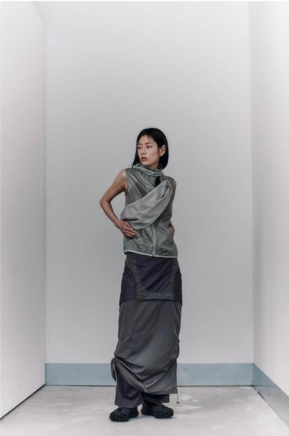 ojos 3-Way Nylon String Skirt / Black 상품이미지1