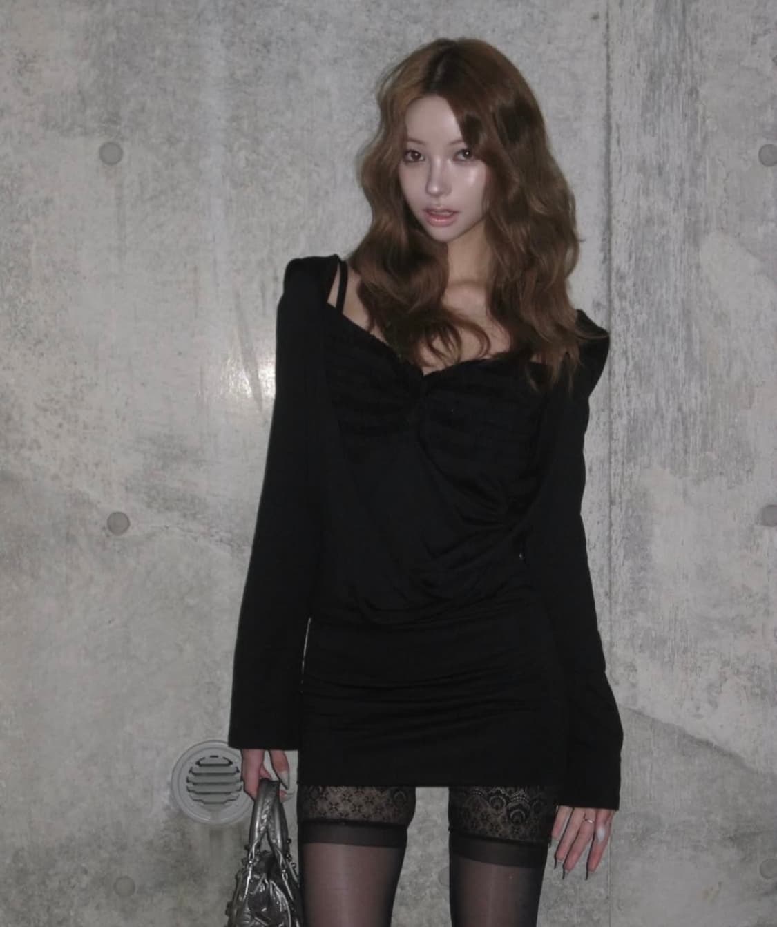 엘프엘프엘프 드레이프 후디 드레스 블랙 상품이미지2