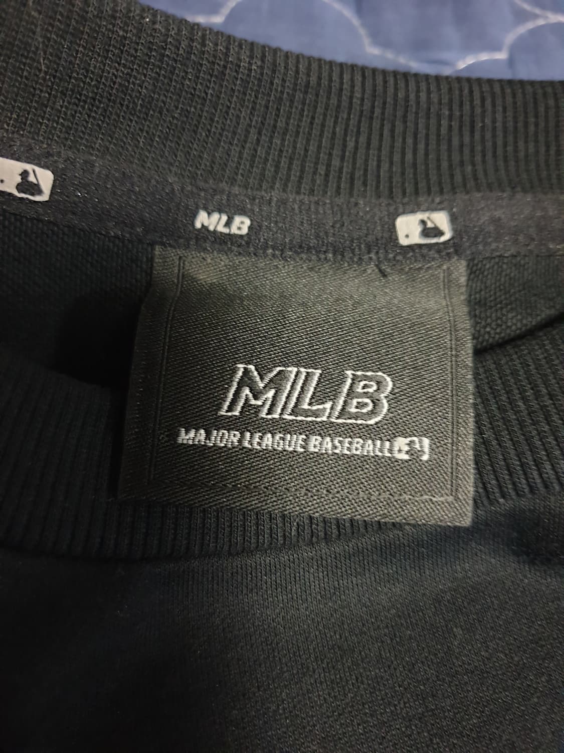 MLB 뉴욕 양키스 풀오버 팝콘 프린팅 맨투맨 블랙 (XS) 상품이미지4
