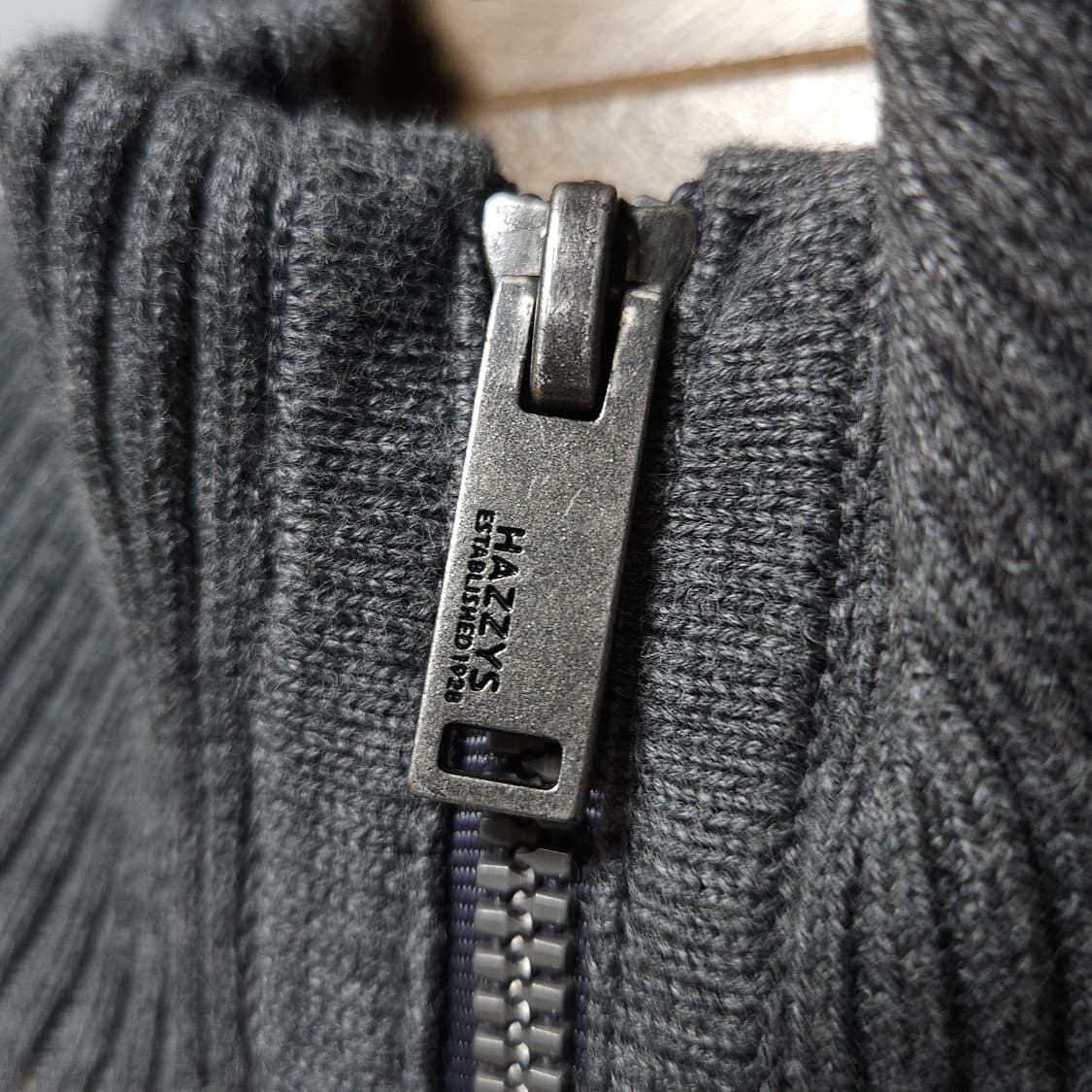 95 ) 헤지스 스트라이프 니트 집업 가디건 상품이미지3