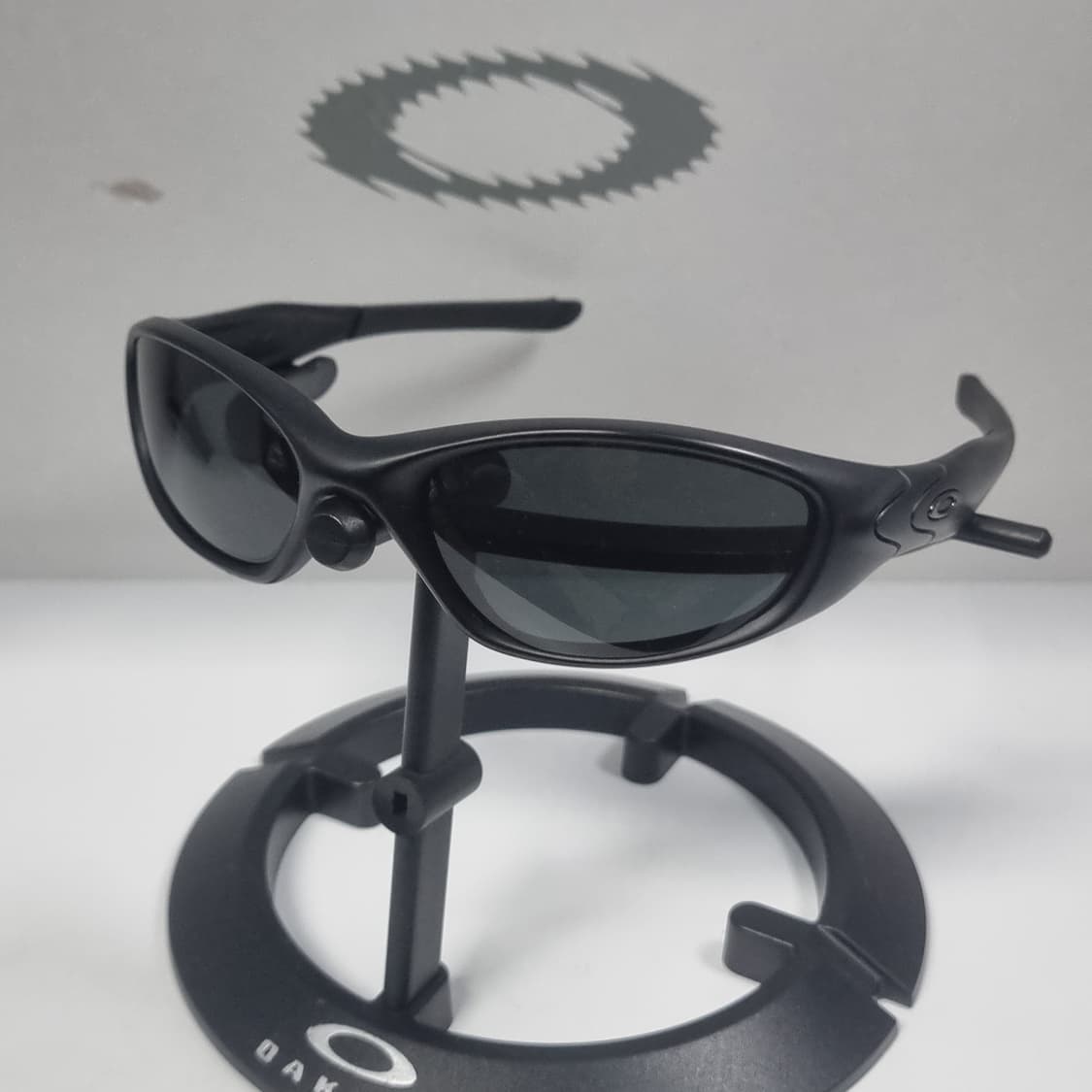 오클리 미뉴트 2.0 매트블랙 새렌즈 상품이미지2