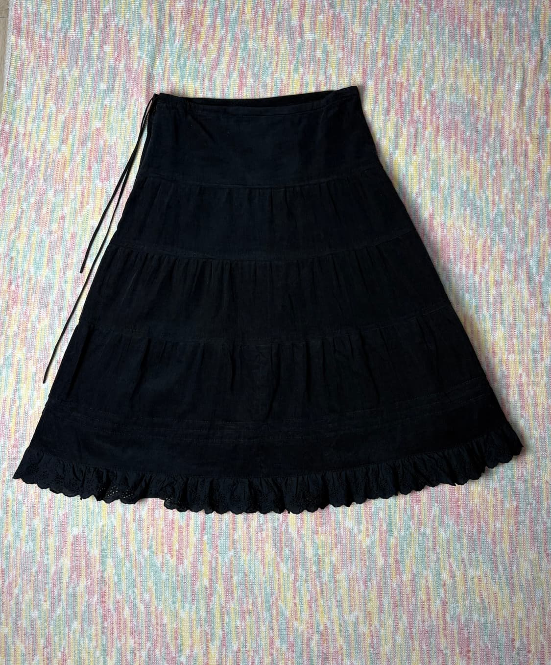 블랙 크로쉐 코듀로이 미디 스커트 상품이미지1