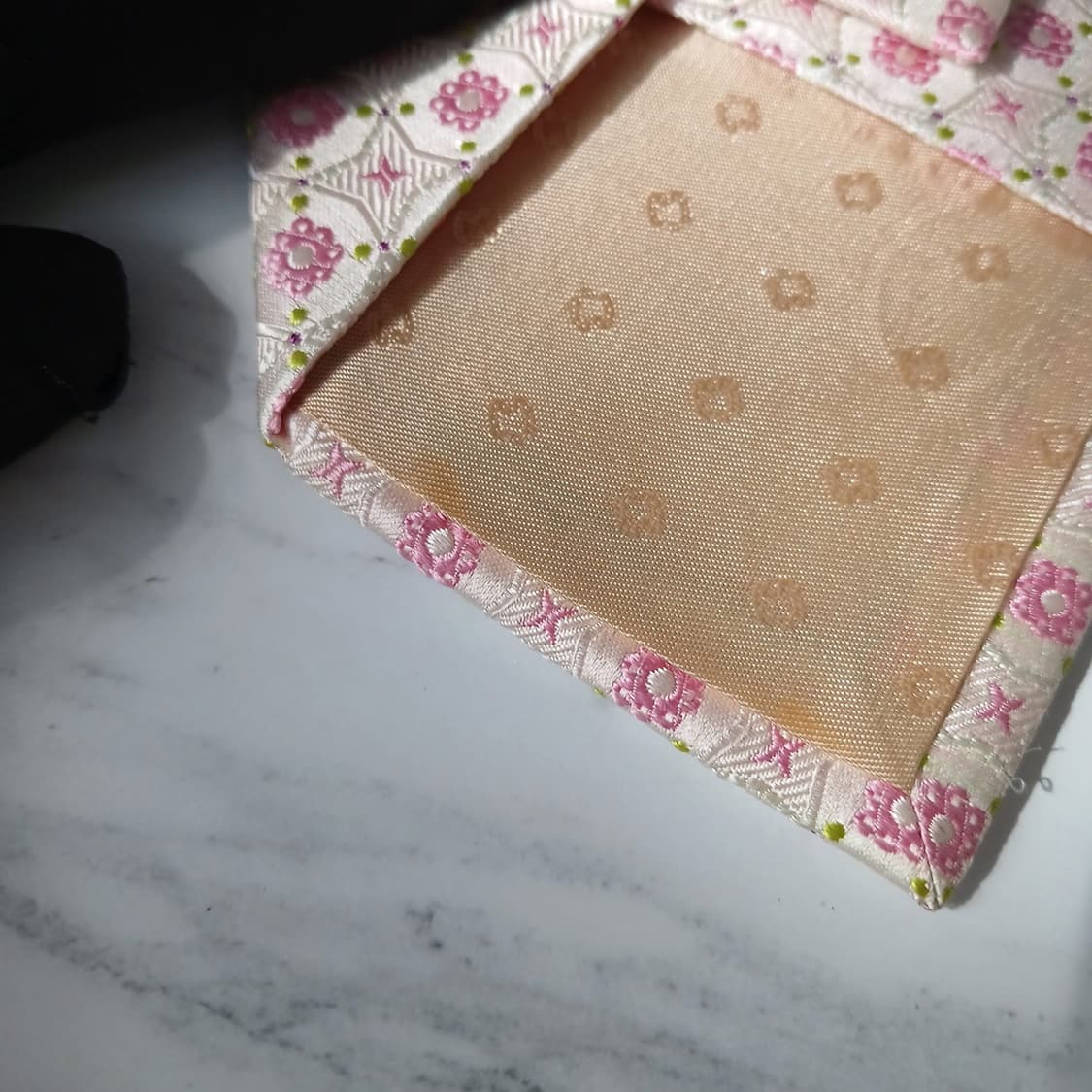 밀라숀 아이보리 & 핑크 플라워 자카드 넥타이 9cm A+등급 E887
 상품이미지10