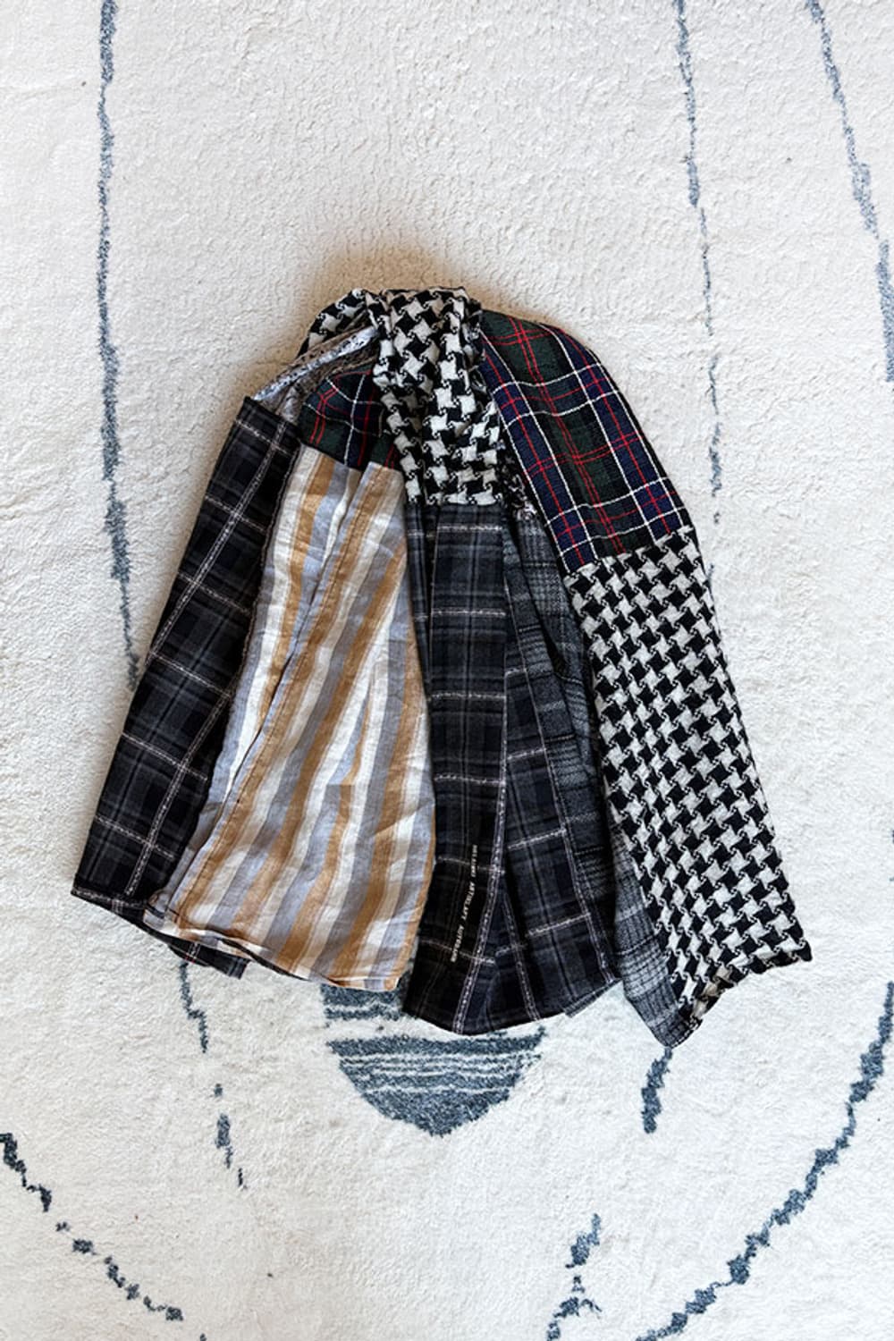 Helsinki Antiklaft Autobahn Muffler 상품이미지2