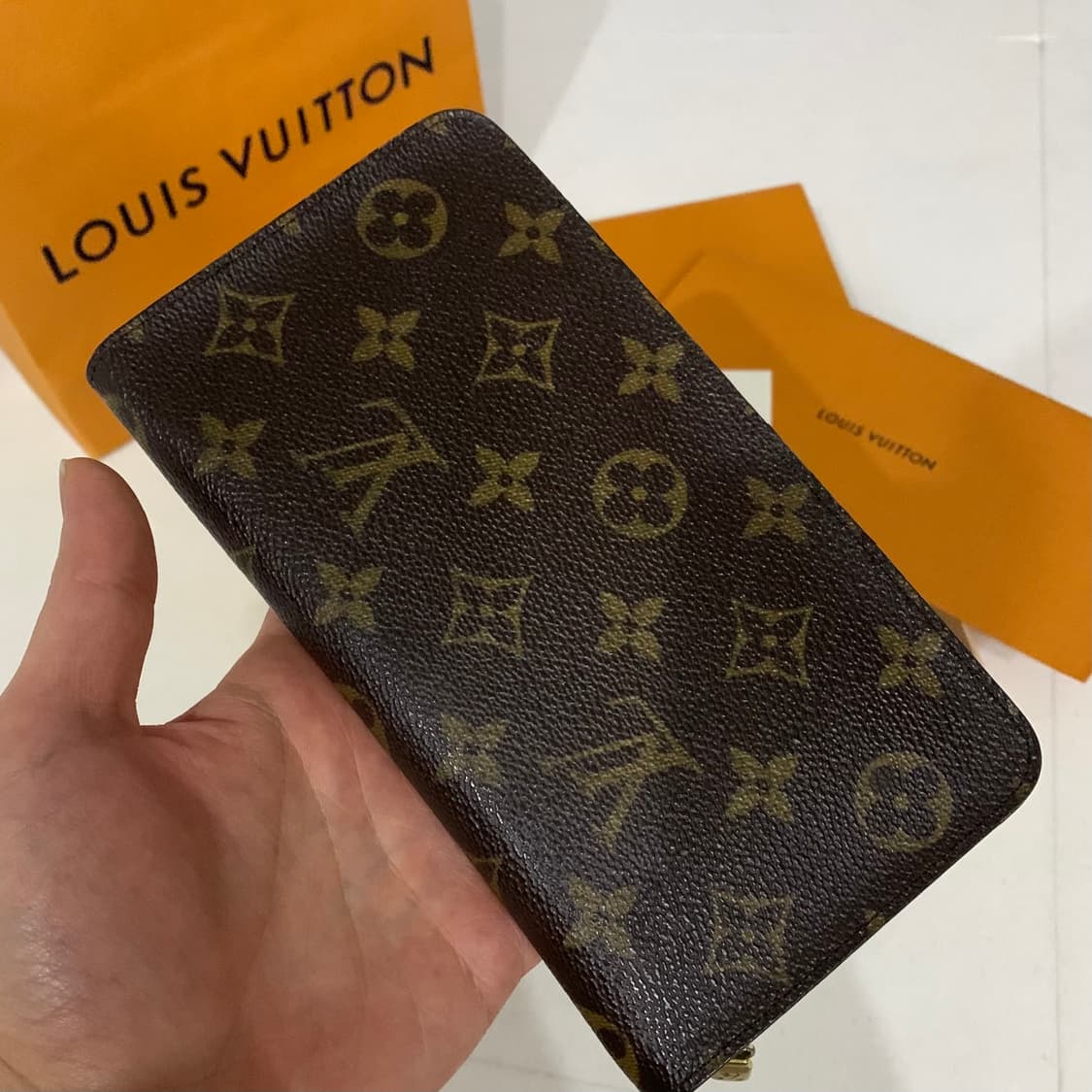 루이비통 지피월릿 상품이미지2